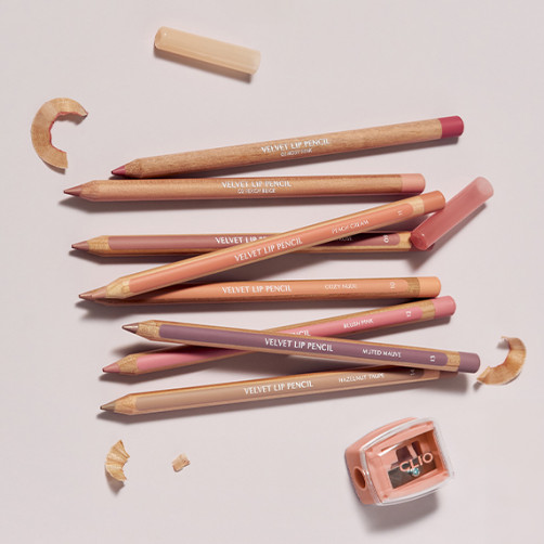 Velvet lip pencil special (main product + sharpener)